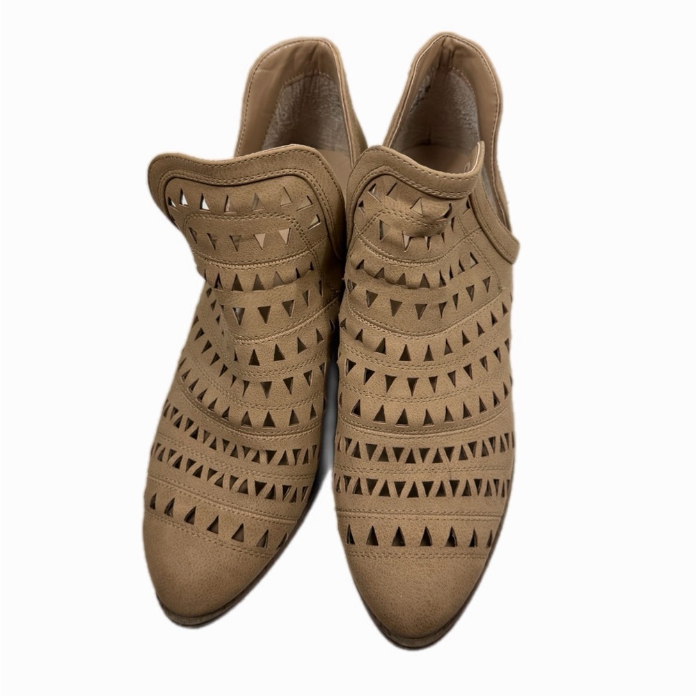 Fergalicious Tan cut out Ankle Booties size 9